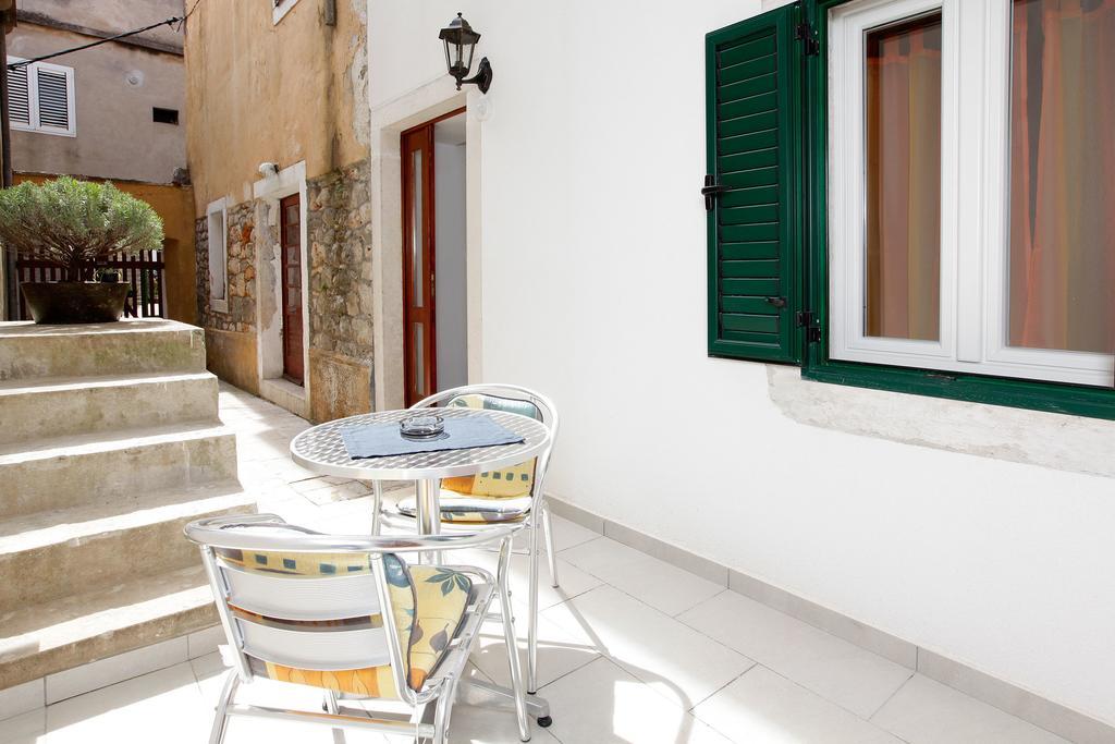 Apartments Park Vela Luka Rum bild